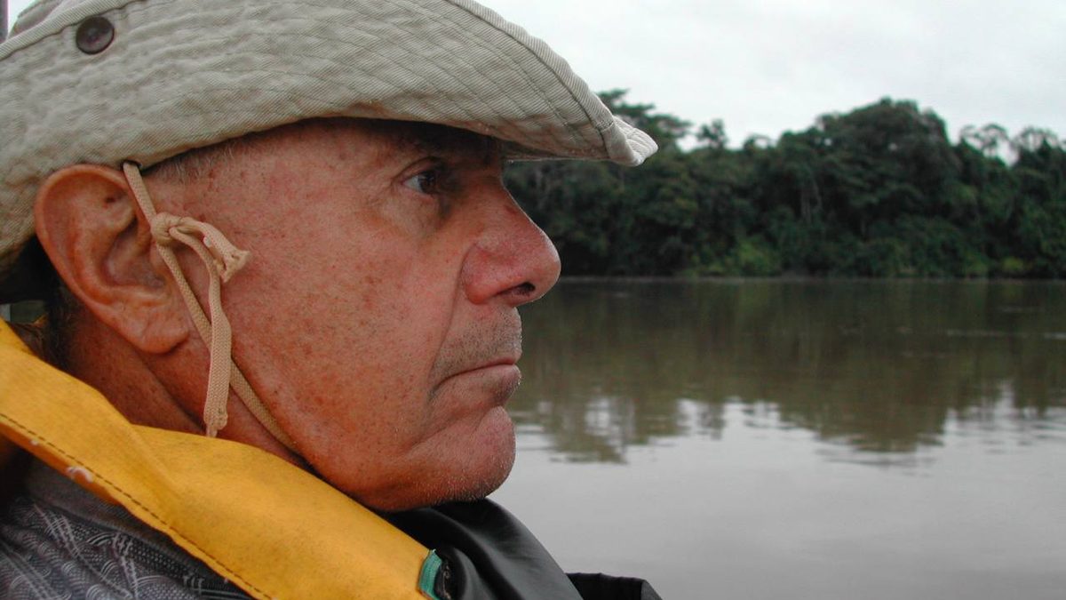 Headshot of Lou Appognani, on a boat in a river.